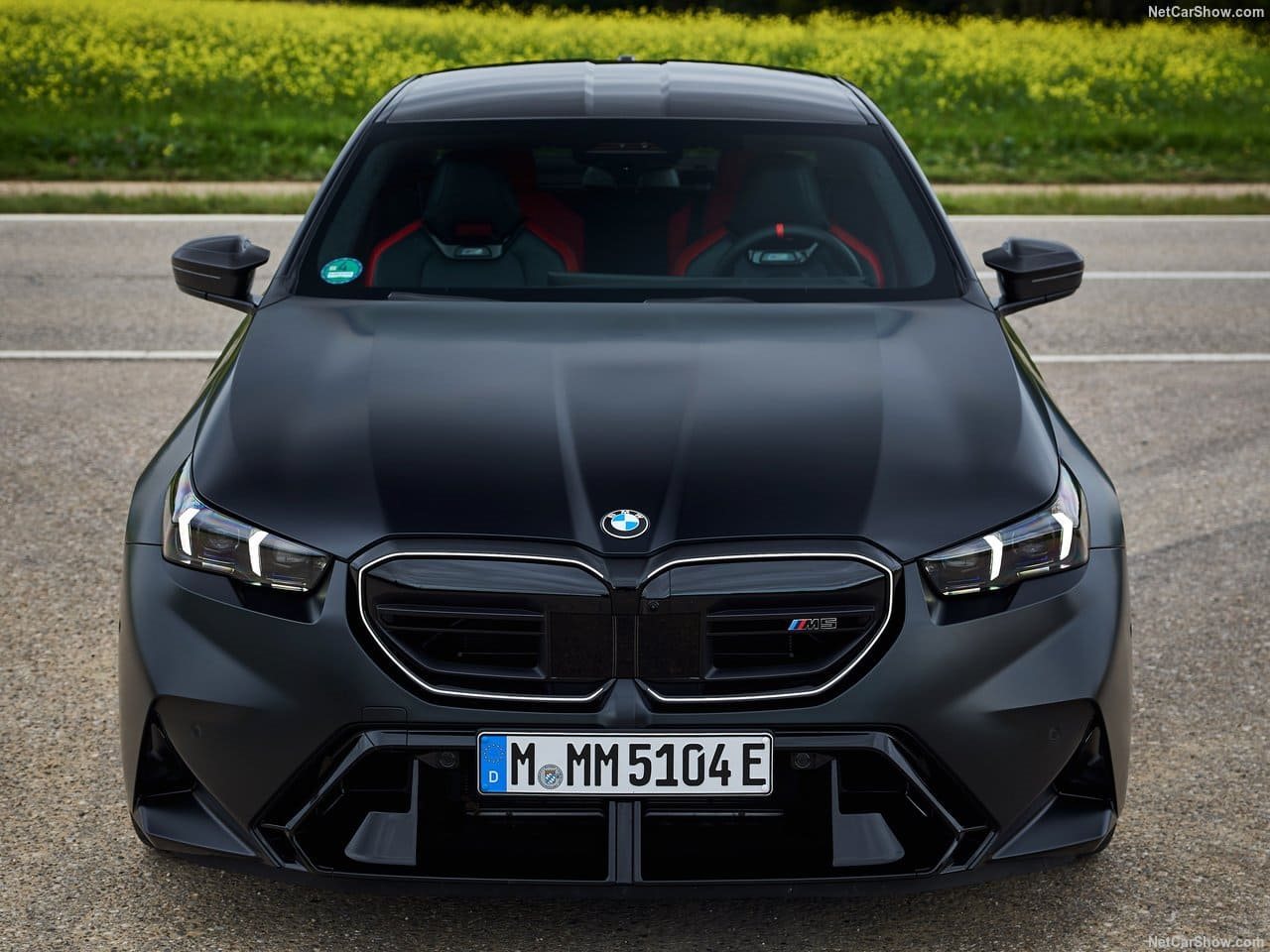 2025 - BMW M5 SEDAN FROZEN BLACK, foto 54