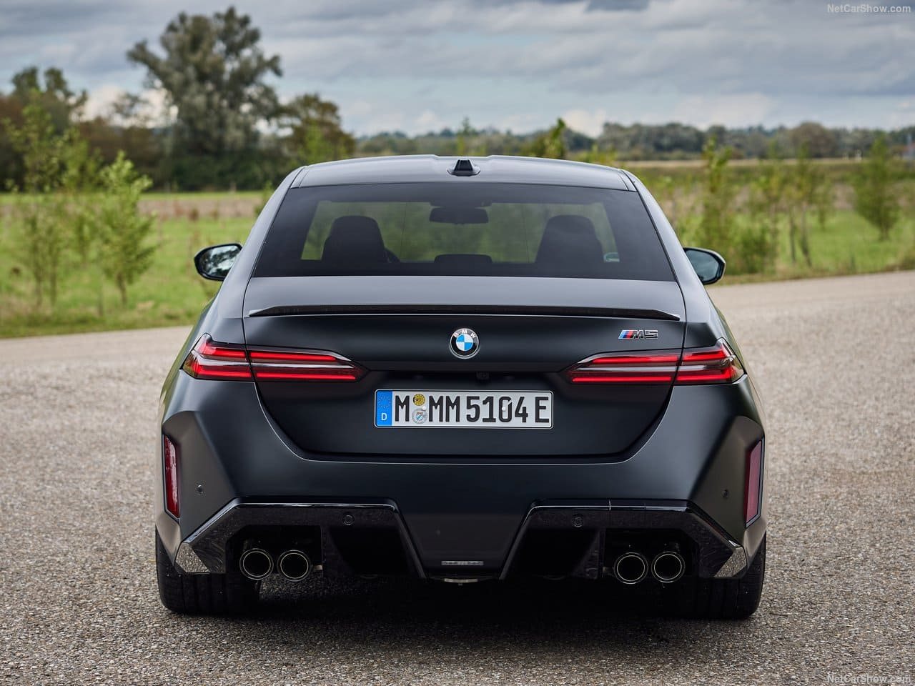 2025 - BMW M5 SEDAN FROZEN BLACK, foto 62