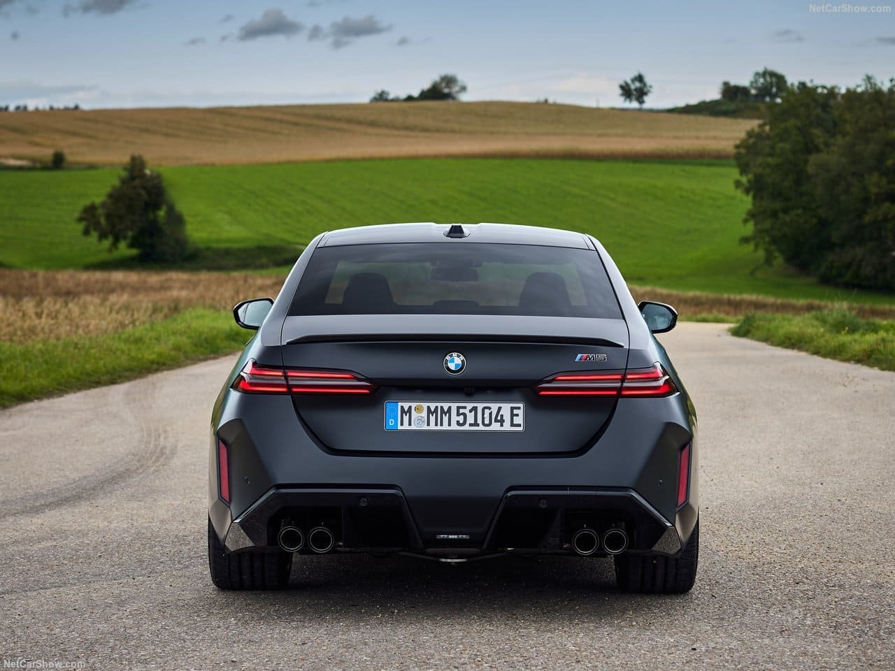 2025 - BMW M5 SEDAN FROZEN BLACK, foto 64