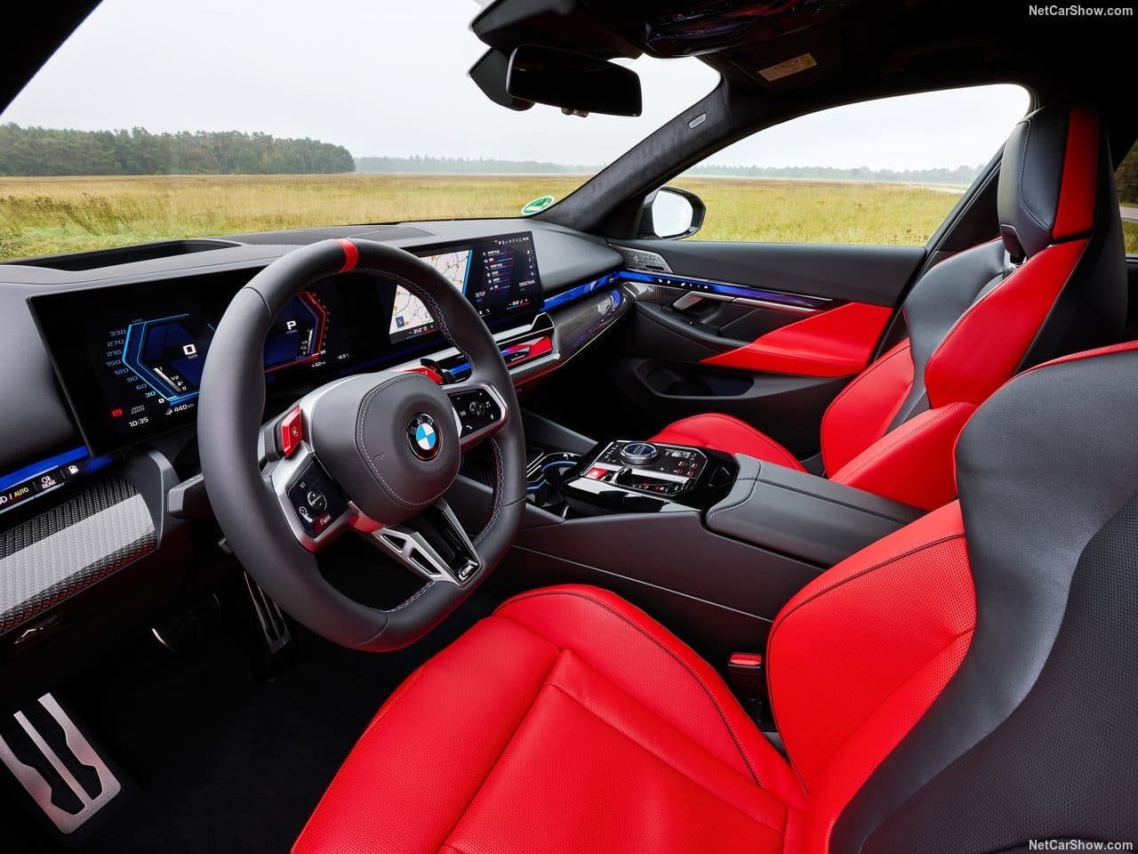 2025 - BMW M5 SEDAN FROZEN BLACK, foto 70