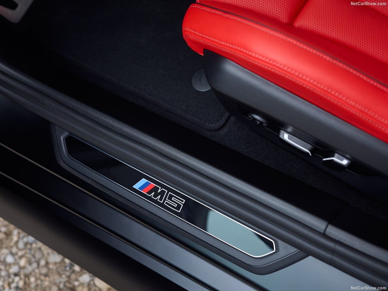2025 - BMW M5 SEDAN FROZEN BLACK, foto 77