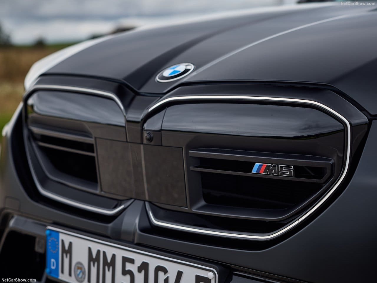 2025 - BMW M5 SEDAN FROZEN BLACK, foto 79