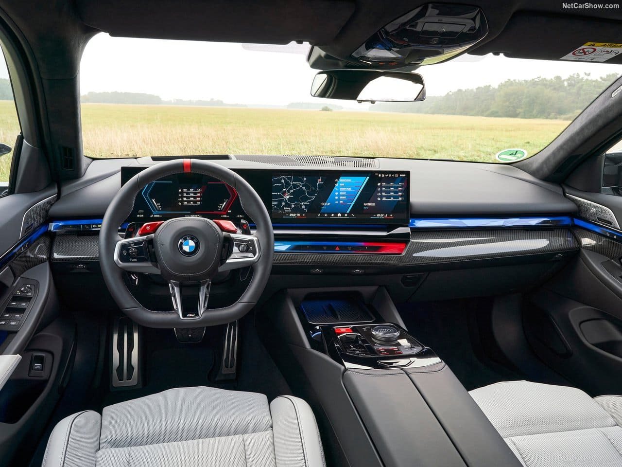 2025 - BMW M5 SEDAN DAYTONA VIOLETT, foto 49