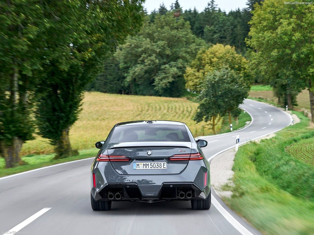 2025 - BMW M5 SEDAN GRIGIO TELESTO, foto 60