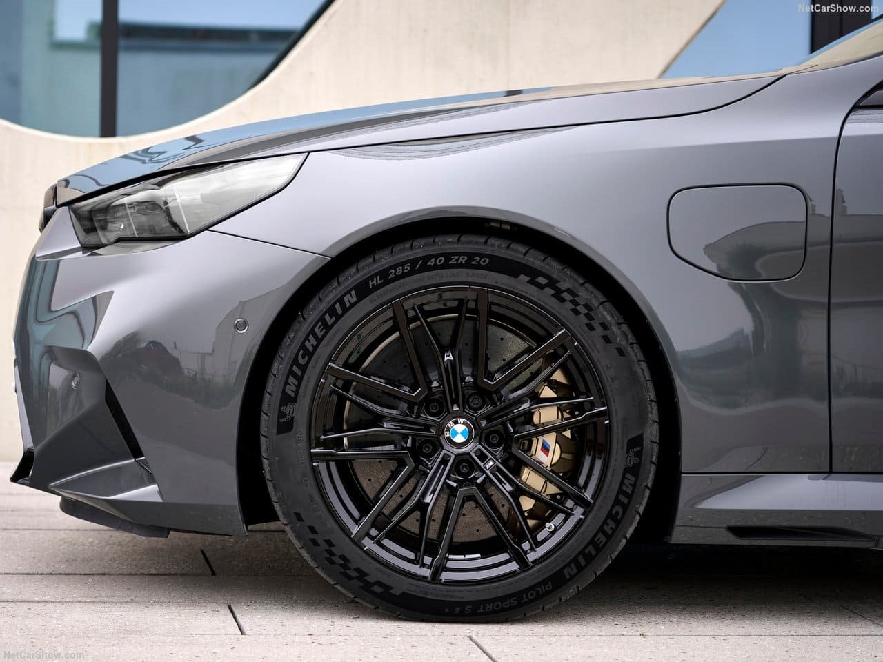2025 - BMW M5 SEDAN GRIGIO TELESTO, foto 71