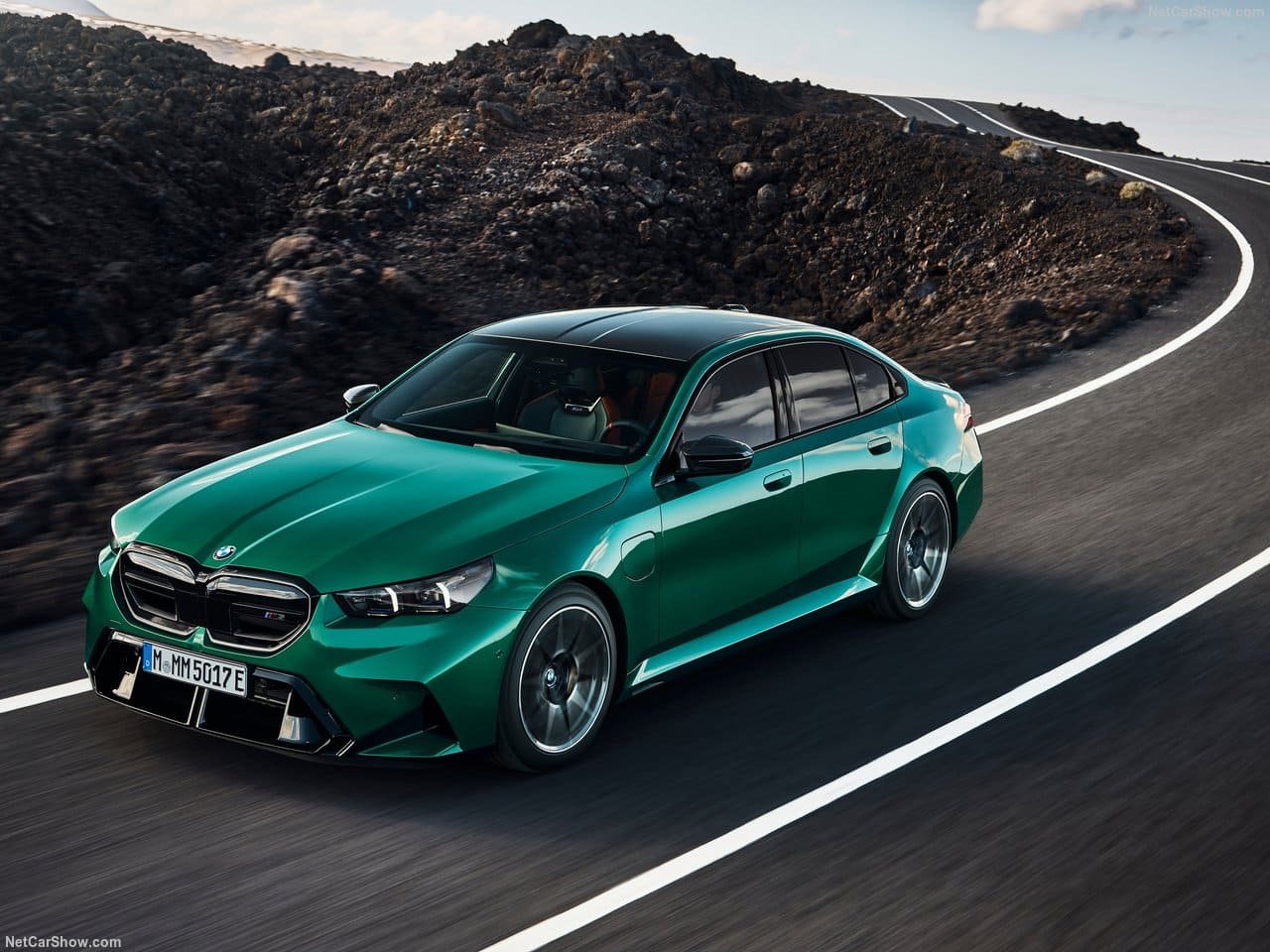 2025 - BMW M5 SEDAN ISLE OF MAN GREEN, foto 22