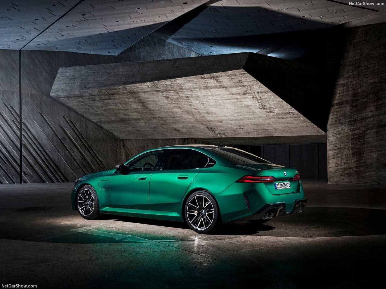 2025 - BMW M5 SEDAN ISLE OF MAN GREEN, foto 56