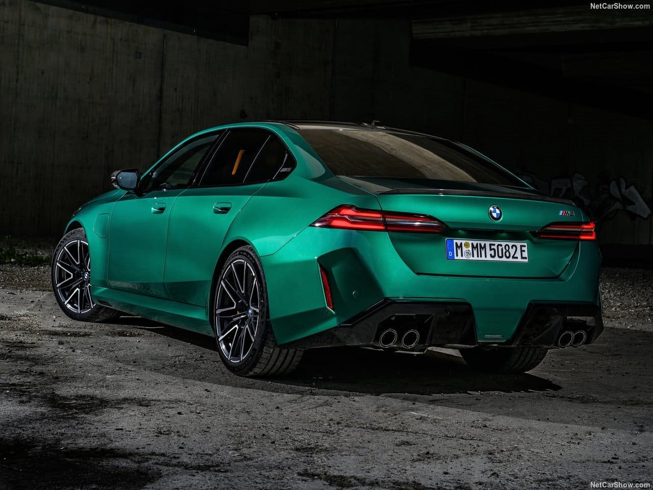 2025 - BMW M5 SEDAN ISLE OF MAN GREEN, foto 59
