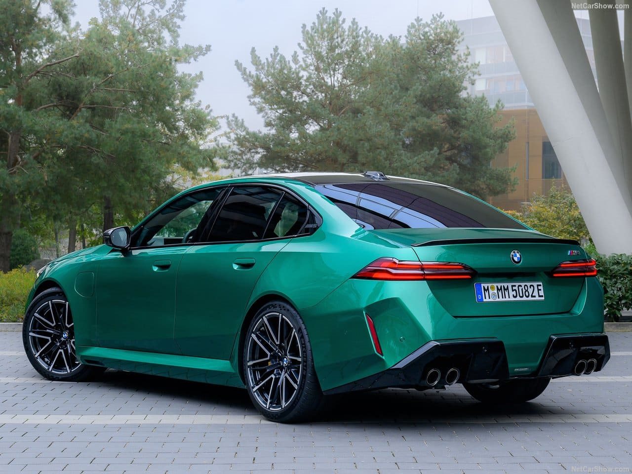 2025 - BMW M5 SEDAN ISLE OF MAN GREEN, foto 62