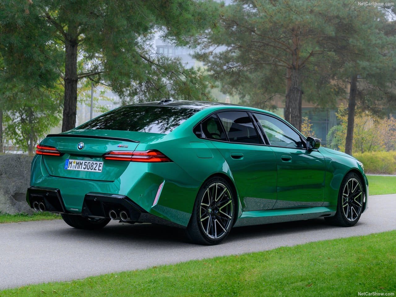 2025 - BMW M5 SEDAN ISLE OF MAN GREEN, foto 66