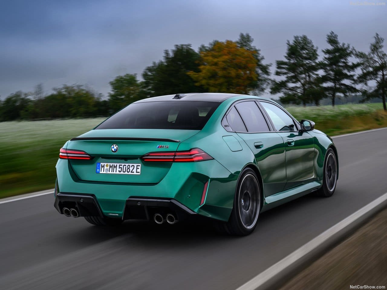 2025 - BMW M5 SEDAN ISLE OF MAN GREEN, foto 68
