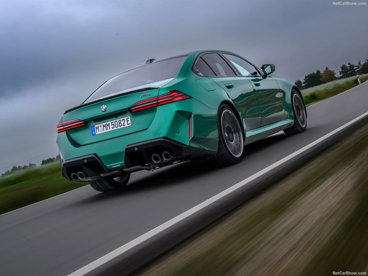 2025 - BMW M5 SEDAN ISLE OF MAN GREEN, foto 71