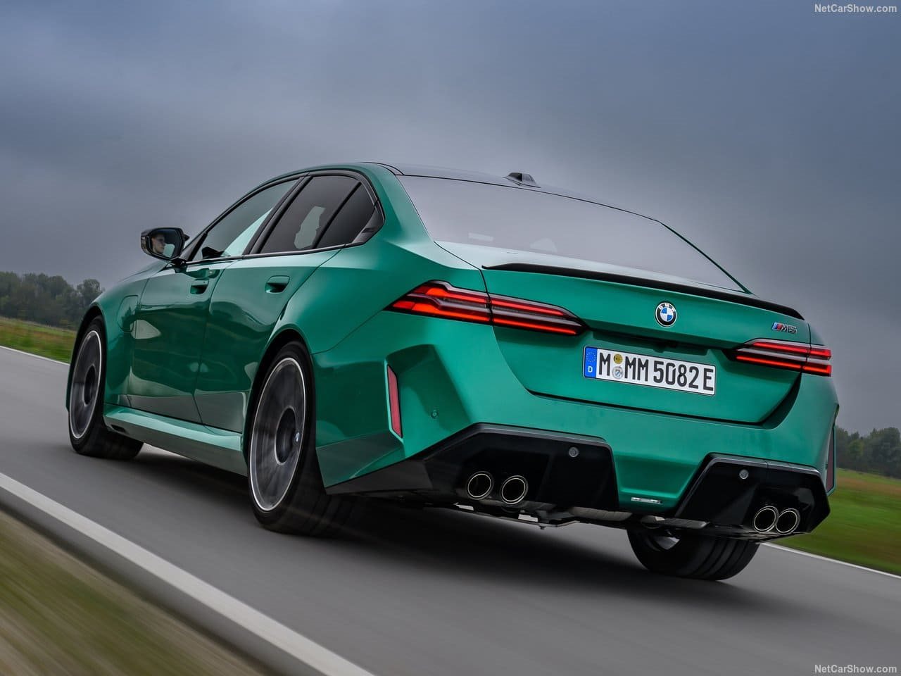 2025 - BMW M5 SEDAN ISLE OF MAN GREEN, foto 73