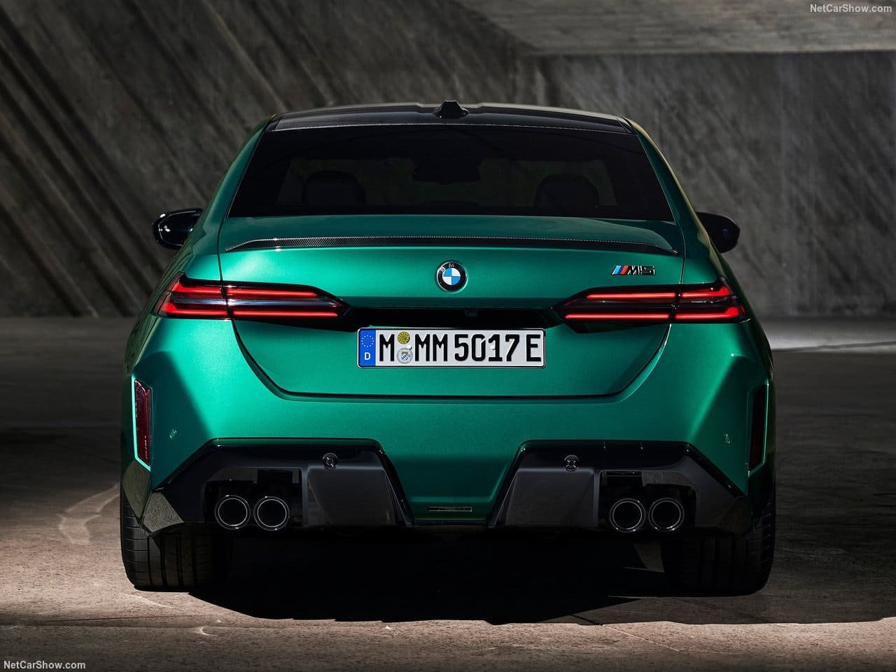 2025 - BMW M5 SEDAN ISLE OF MAN GREEN, foto 93