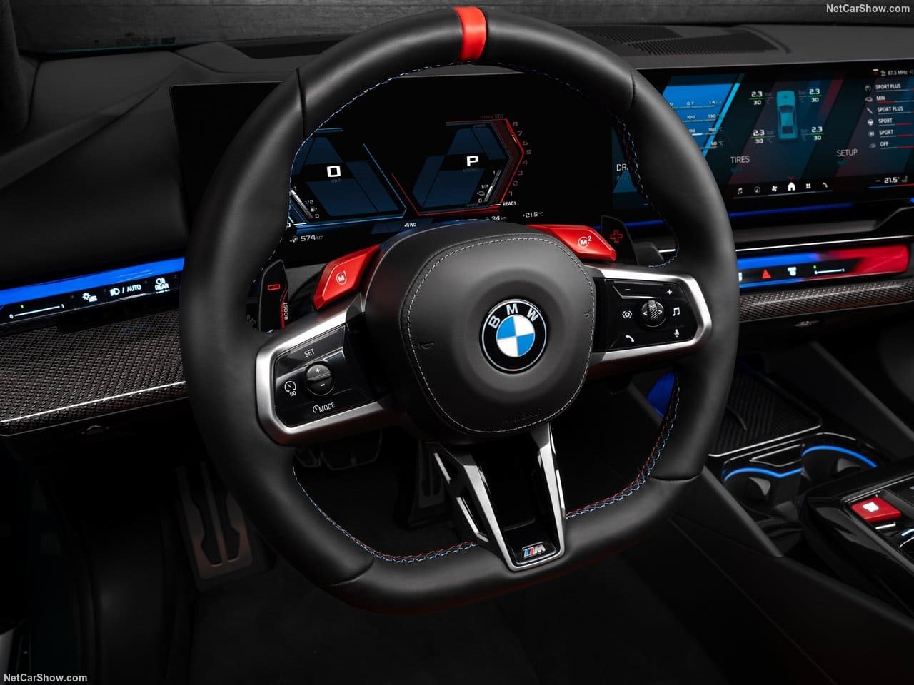 2025 - BMW M5 SEDAN ISLE OF MAN GREEN, foto 118