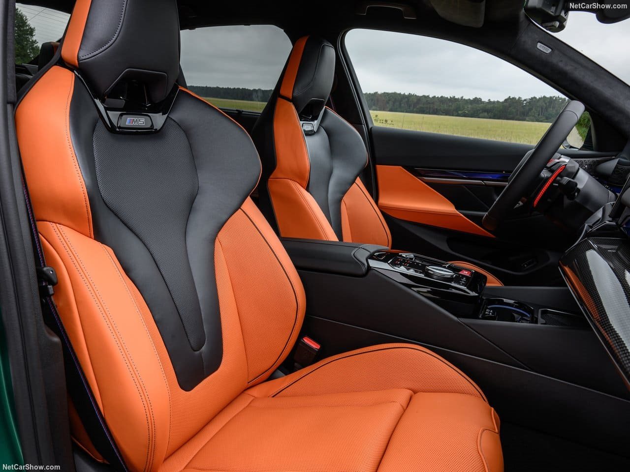 2025 - BMW M5 SEDAN ISLE OF MAN GREEN, foto 119