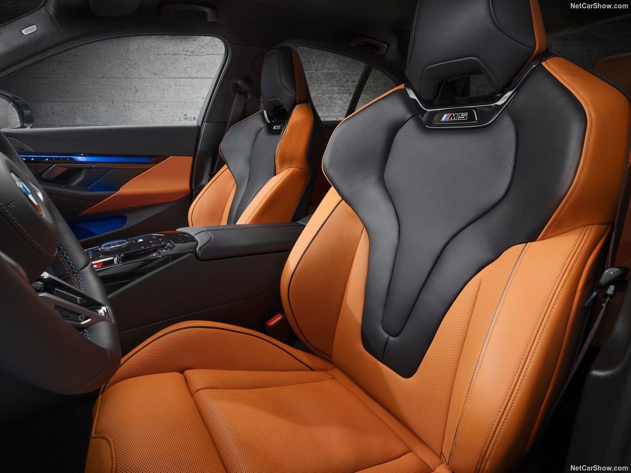2025 - BMW M5 SEDAN ISLE OF MAN GREEN, foto 122