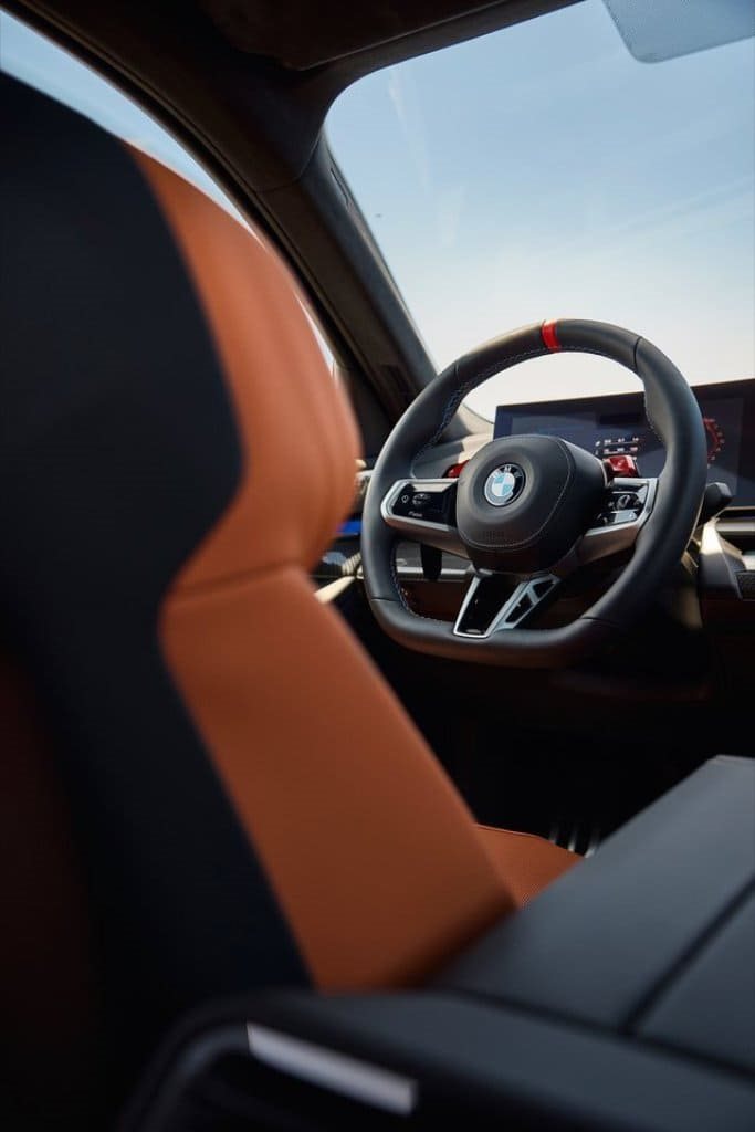 2025 - BMW M5 SEDAN ISLE OF MAN GREEN, foto 173