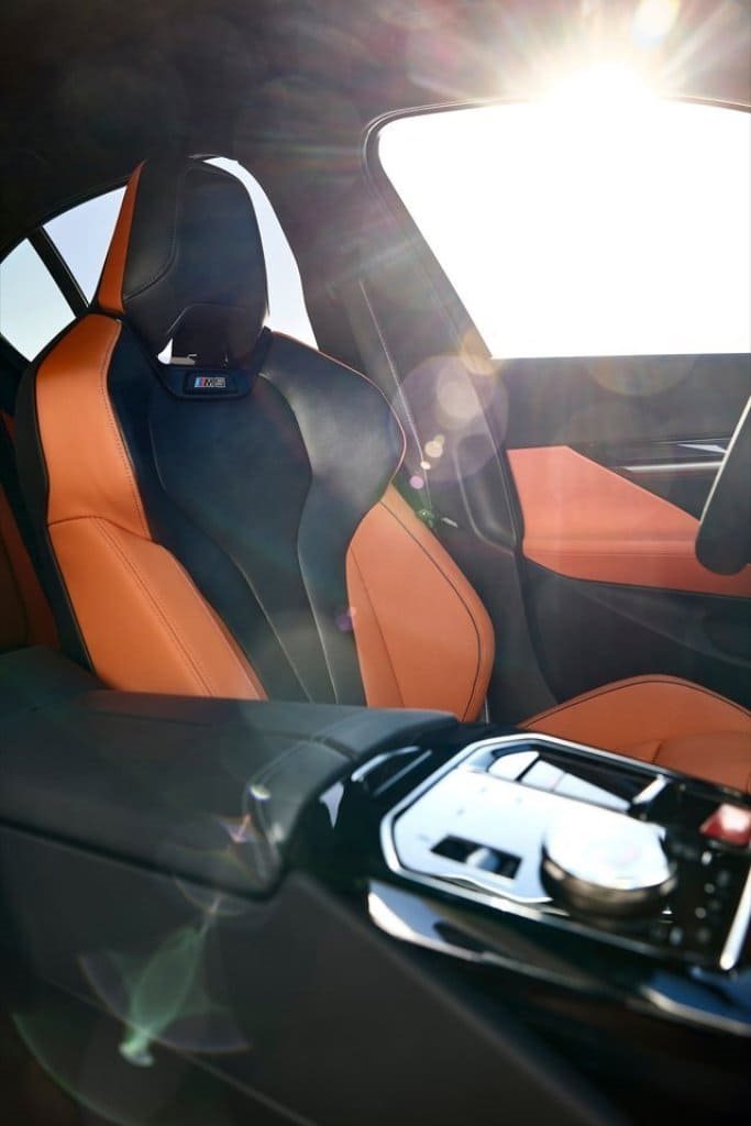 2025 - BMW M5 SEDAN ISLE OF MAN GREEN, foto 175
