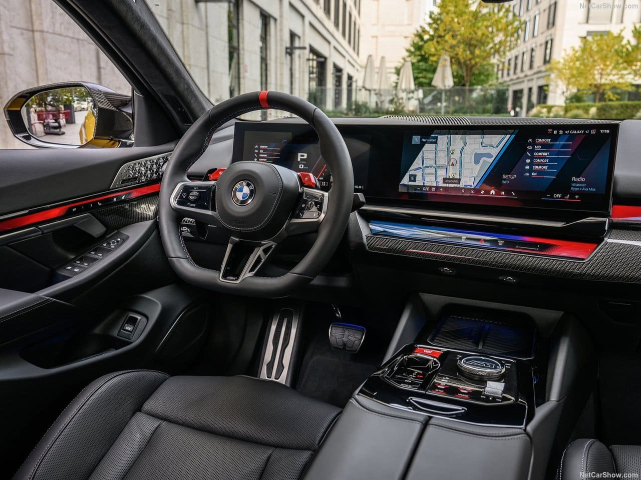 2025 - BMW M5 SEDAN SPEED YELLOW, foto 69