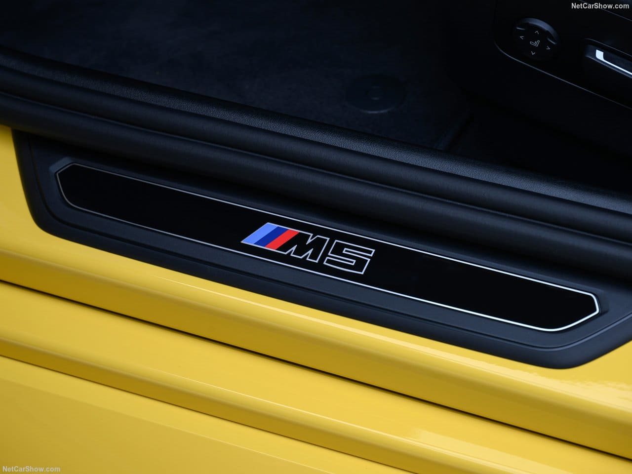 2025 - BMW M5 SEDAN SPEED YELLOW, foto 75