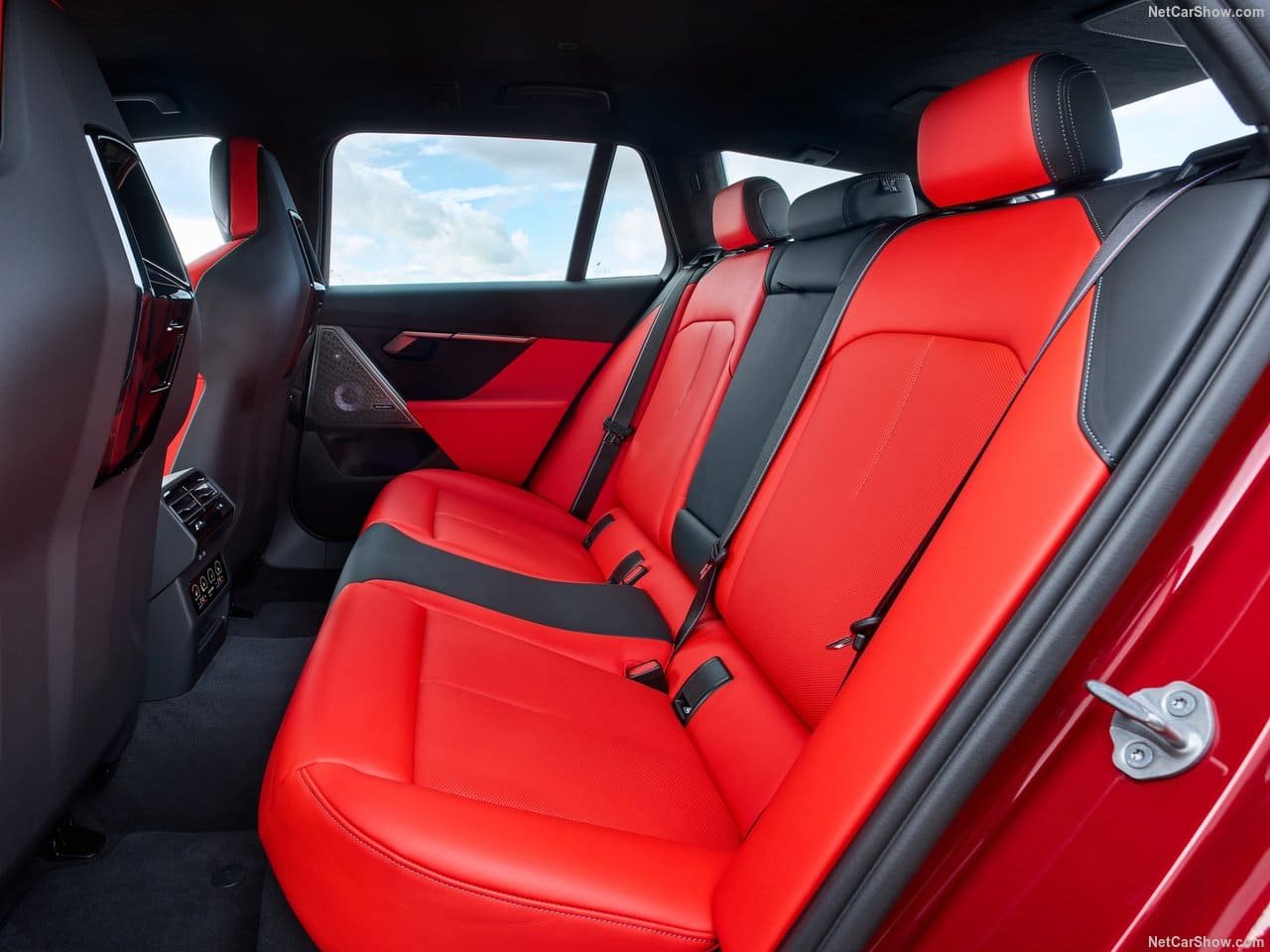 2025 - BMW M5 TOURING DRAGON FIRE RED, foto 83