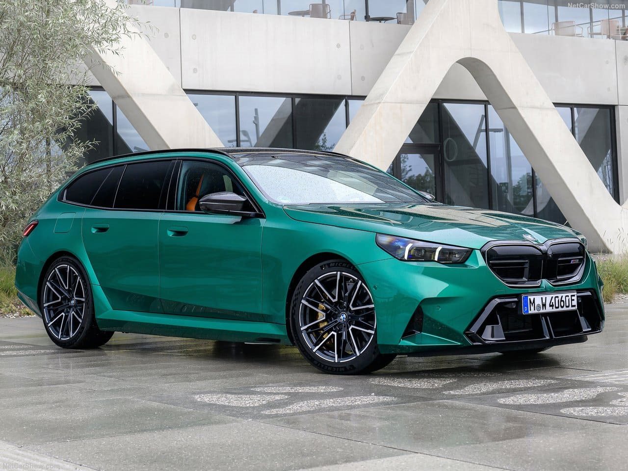 2025 - BMW M5 TOURING ISLE OF MAN GREEN, foto 7