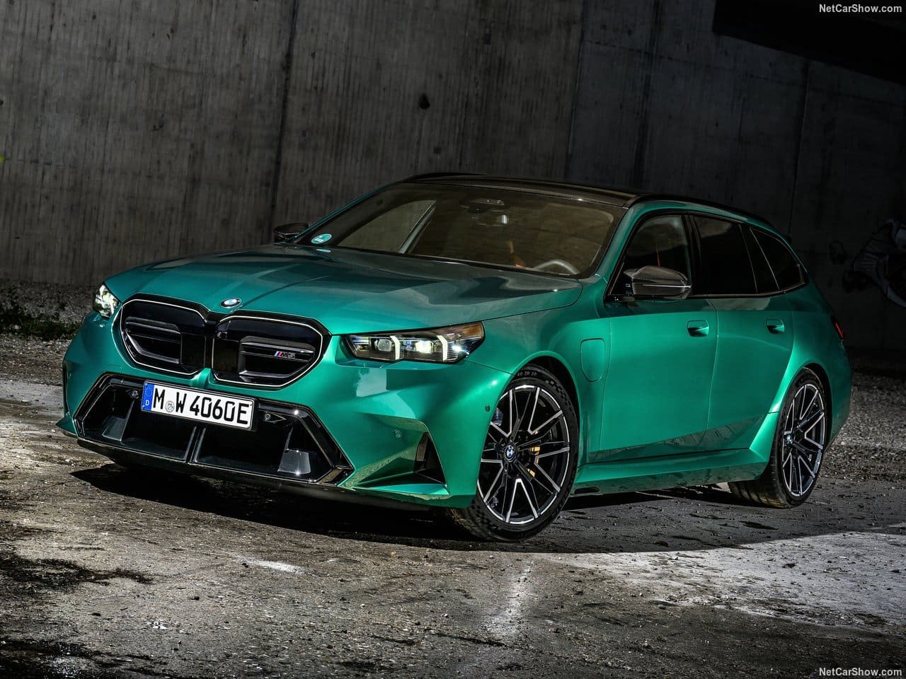 2025 - BMW M5 TOURING ISLE OF MAN GREEN, foto 14