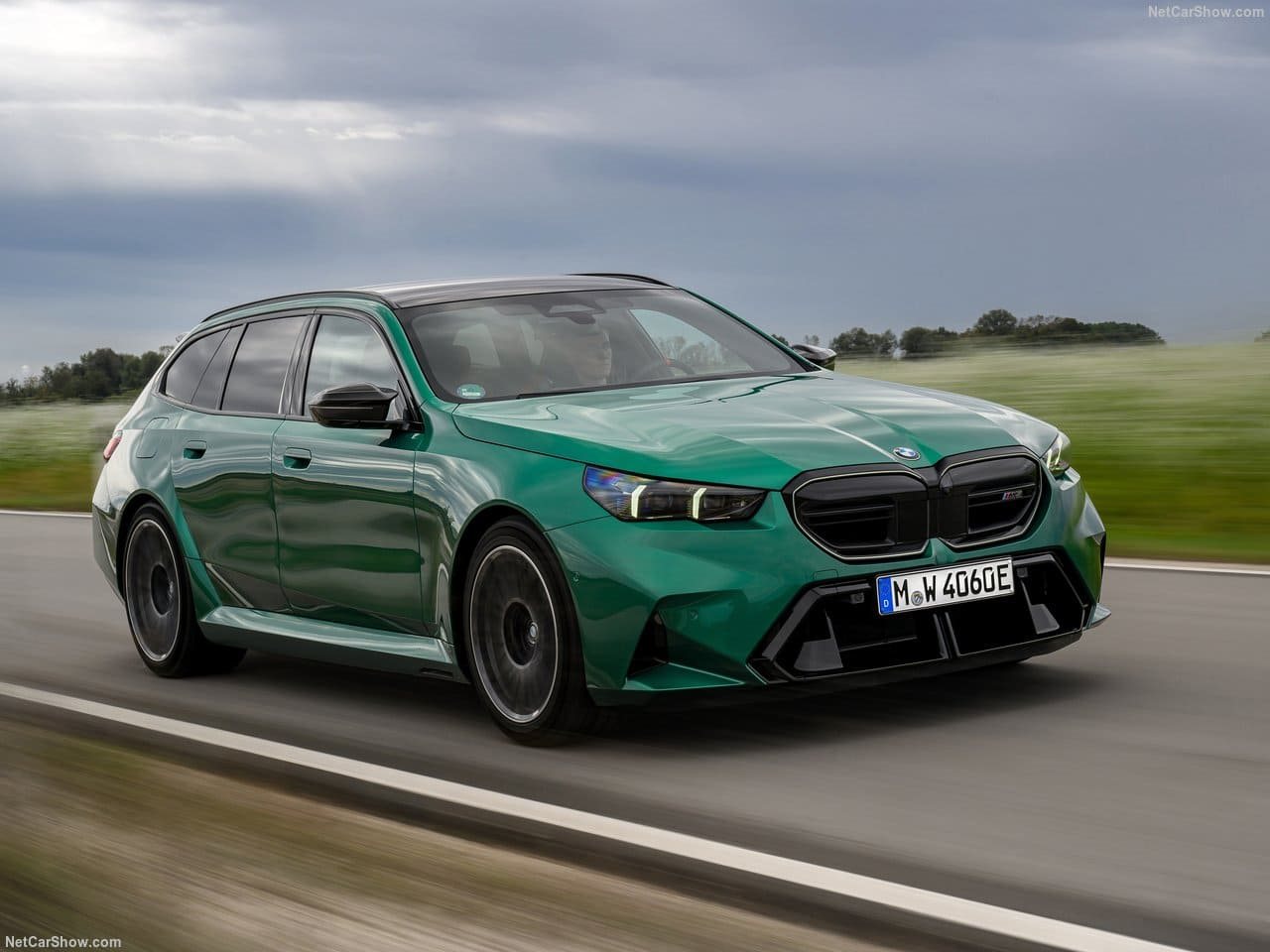 2025 - BMW M5 TOURING ISLE OF MAN GREEN, foto 23