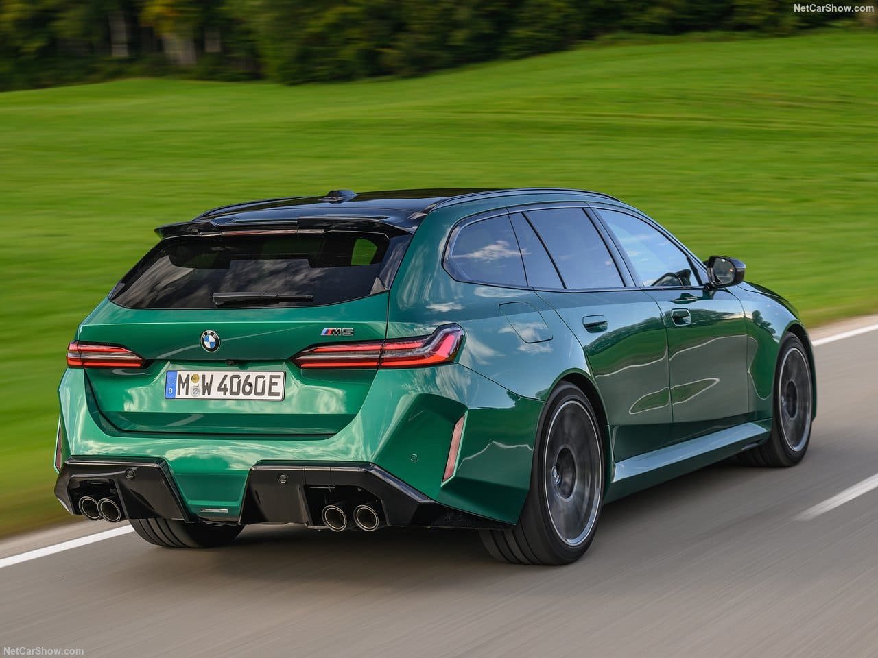 2025 - BMW M5 TOURING ISLE OF MAN GREEN, foto 54