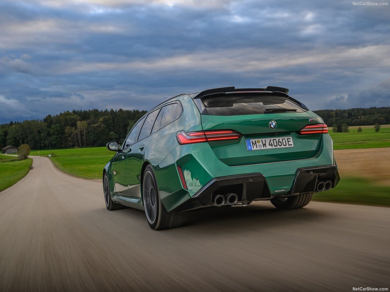 2025 - BMW M5 TOURING ISLE OF MAN GREEN, foto 57