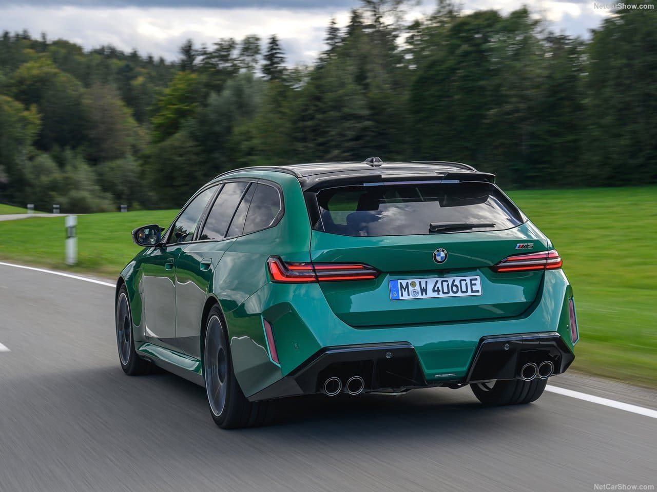 2025 - BMW M5 TOURING ISLE OF MAN GREEN, foto 58