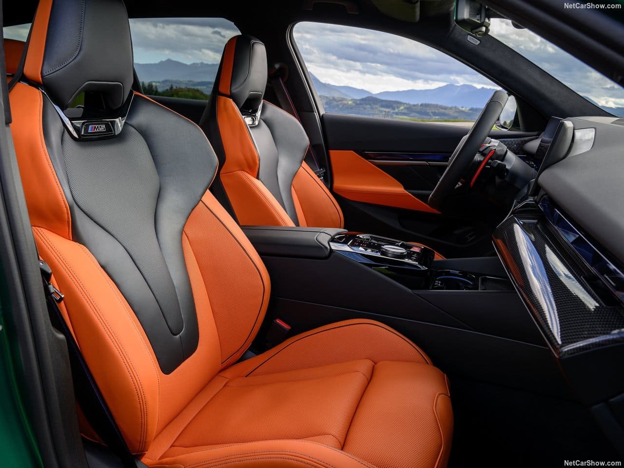 2025 - BMW M5 TOURING ISLE OF MAN GREEN, foto 78
