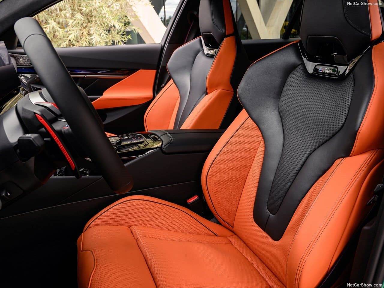 2025 - BMW M5 TOURING ISLE OF MAN GREEN, foto 79