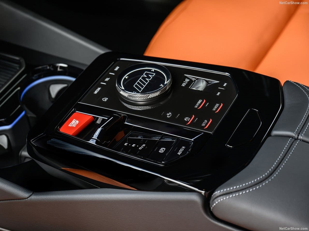 2025 - BMW M5 TOURING ISLE OF MAN GREEN, foto 82
