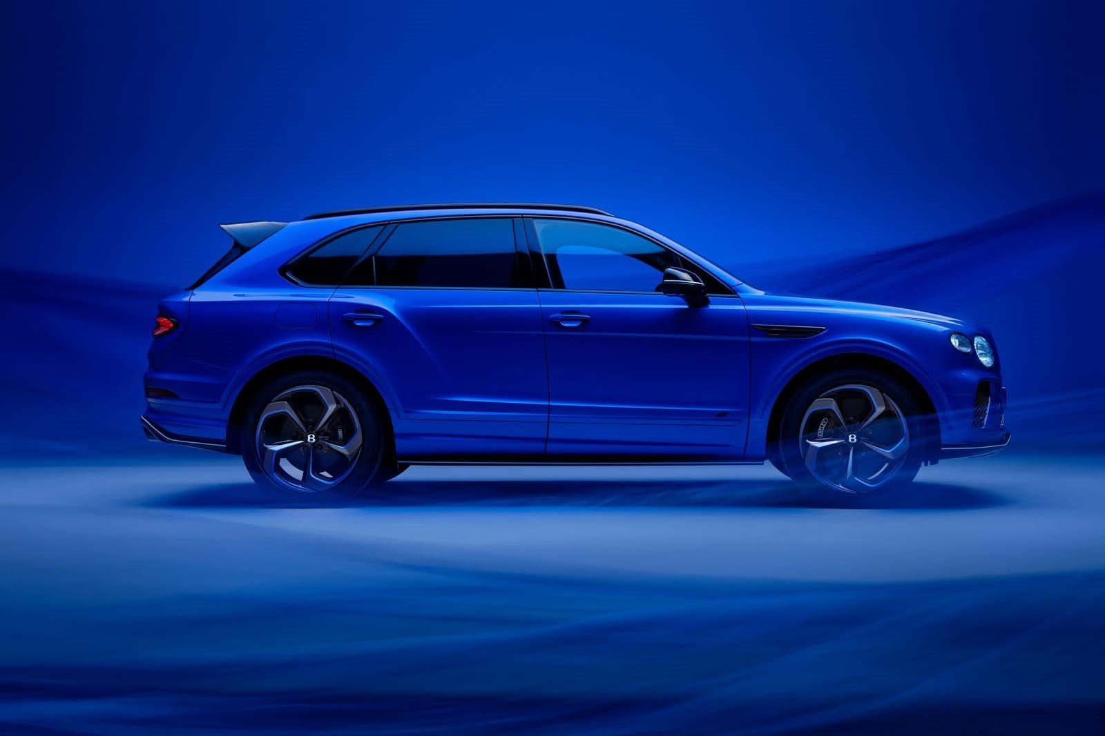 2024 - BENTLEY BENTAYGA S NILA BLUE, foto 2