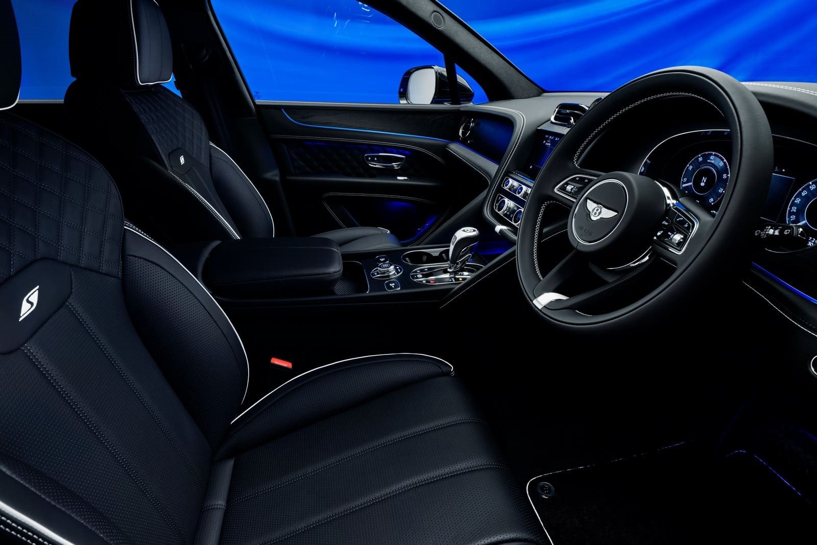 2024 - BENTLEY BENTAYGA S NILA BLUE, foto 6
