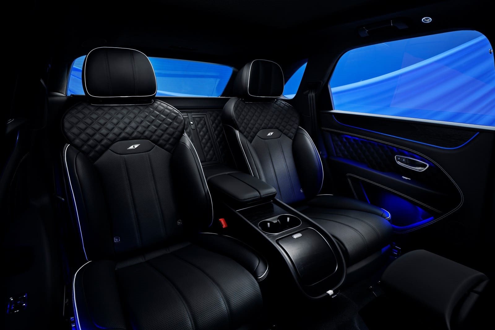 2024 - BENTLEY BENTAYGA S NILA BLUE, foto 9