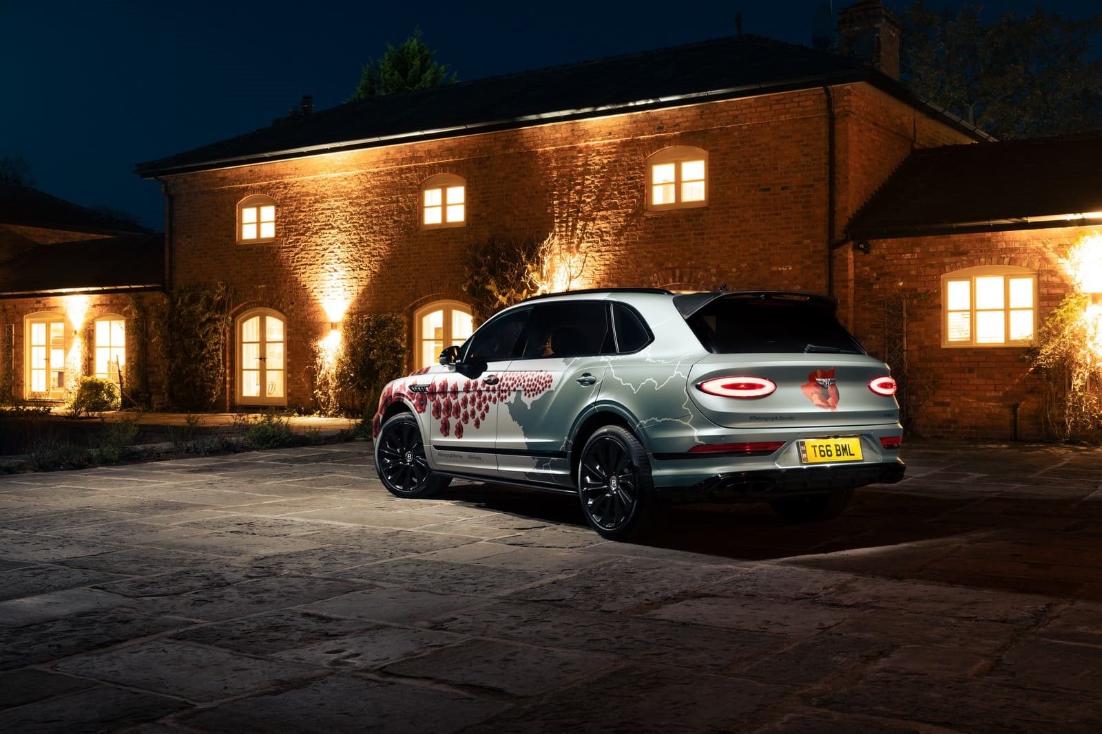 BENTLEY BENTAYGA REMEMBRANCE DAY & 80 YEARS D-DAY, foto 2