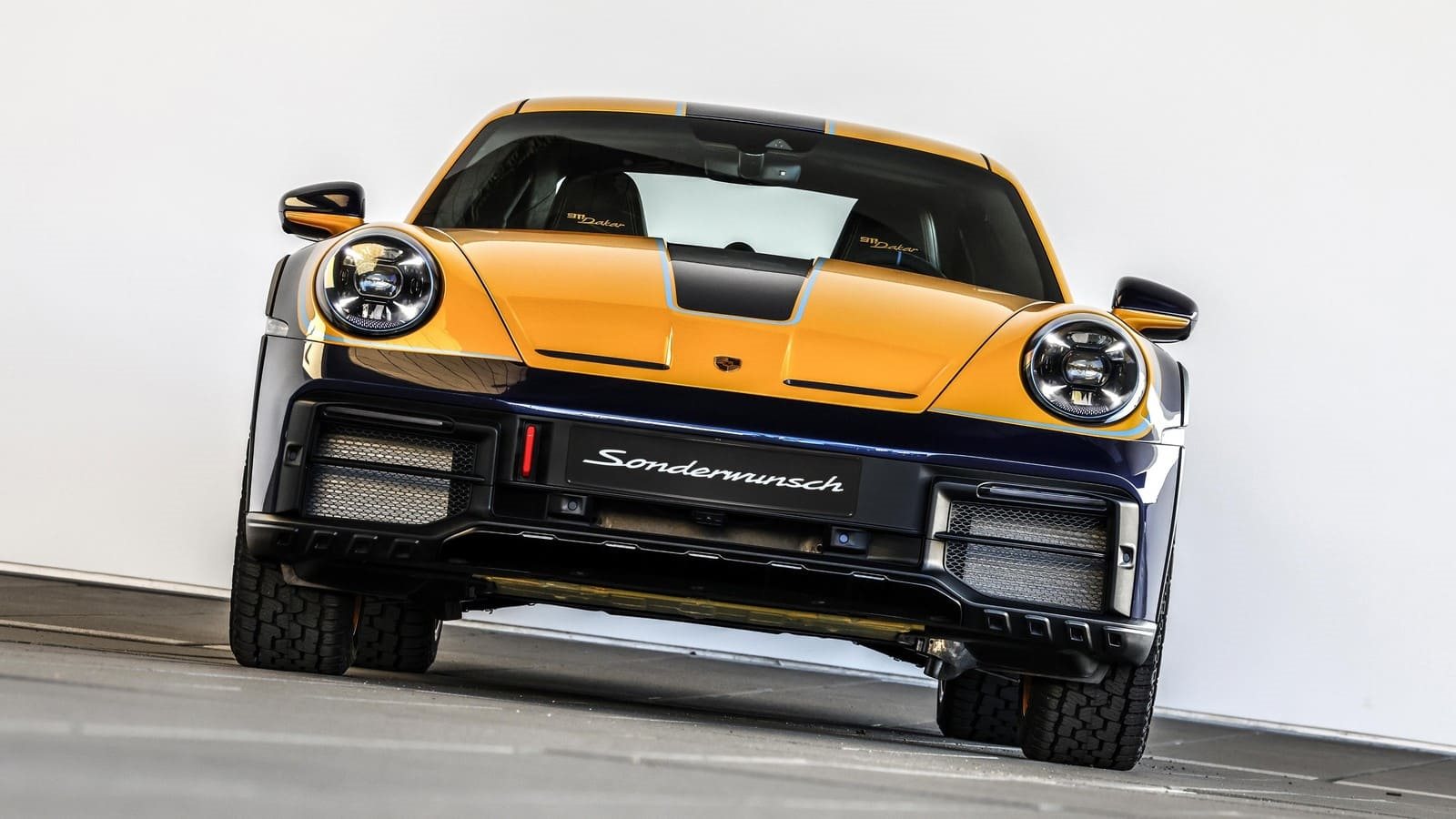 PORSCHE 911 DAKAR SONDERWUNSCH, foto 2