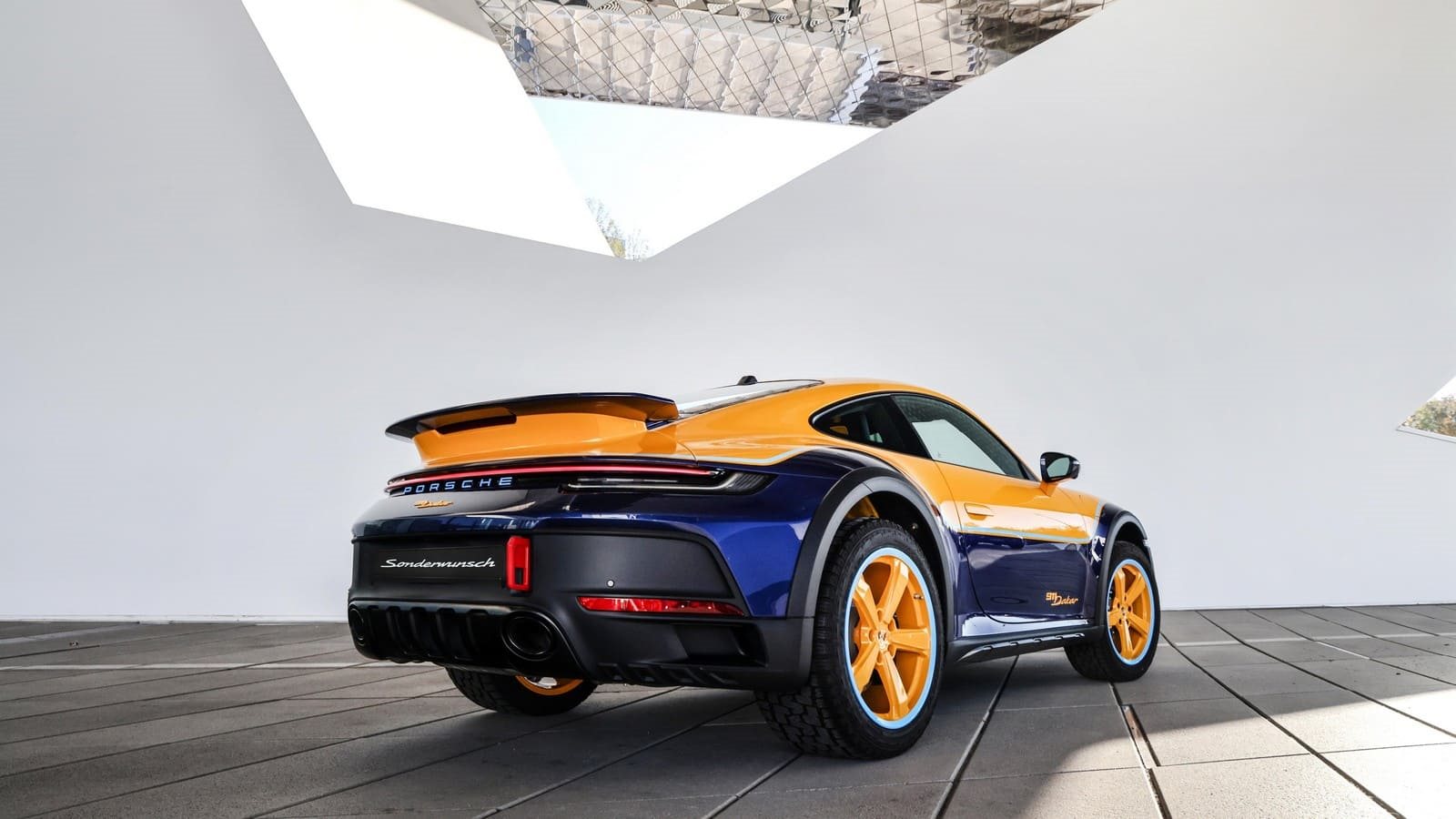 PORSCHE 911 DAKAR SONDERWUNSCH, foto 5