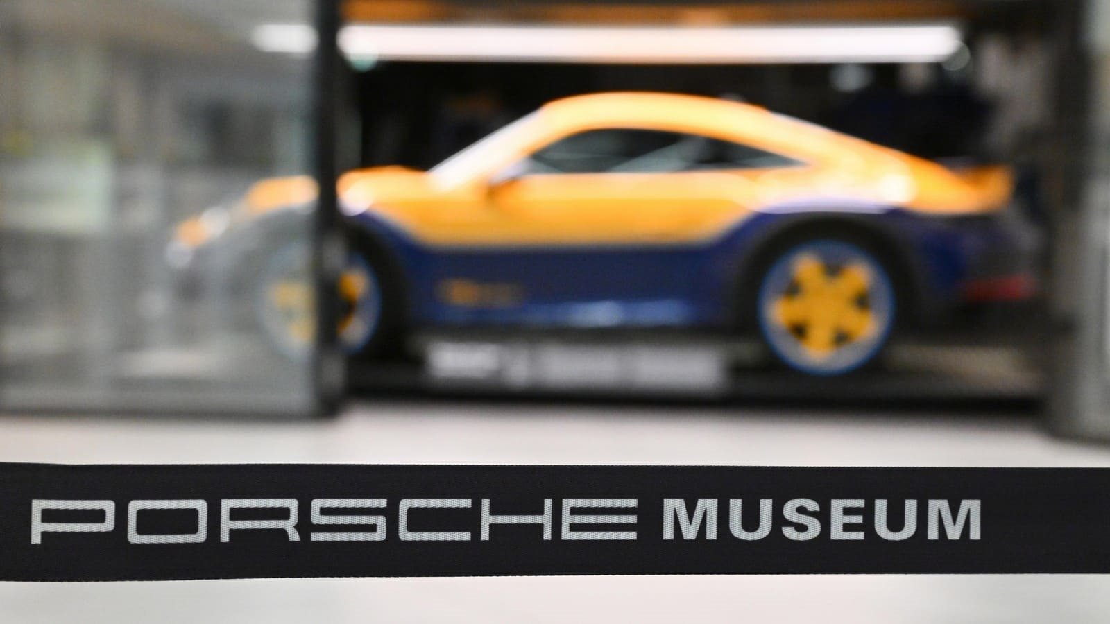 PORSCHE 911 DAKAR SONDERWUNSCH, foto 11