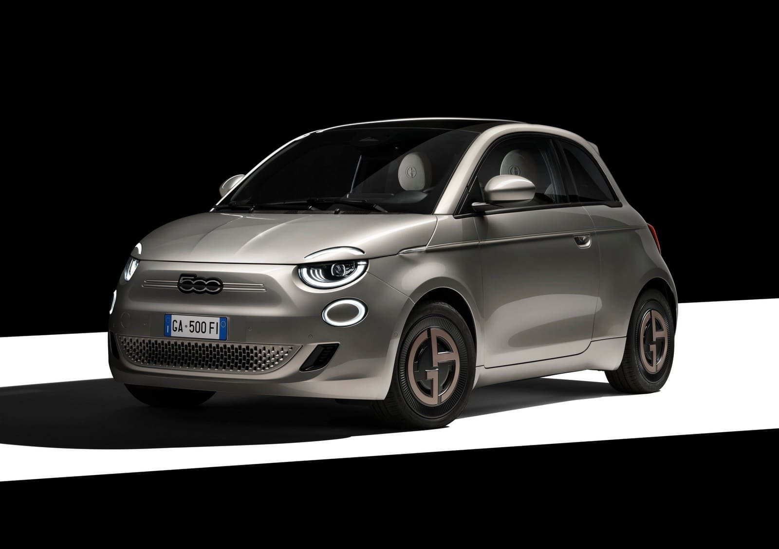 FIAT 500e GIORGIO ARMANI COLLECTOR’S EDITION, foto 4