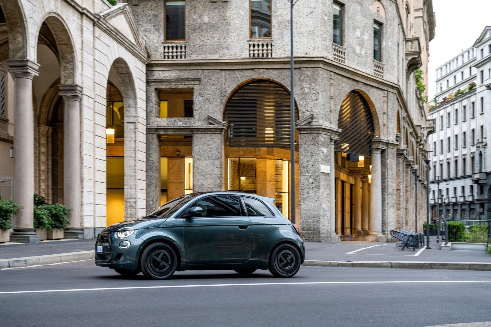 FIAT 500e GIORGIO ARMANI COLLECTOR’S EDITION, foto 5