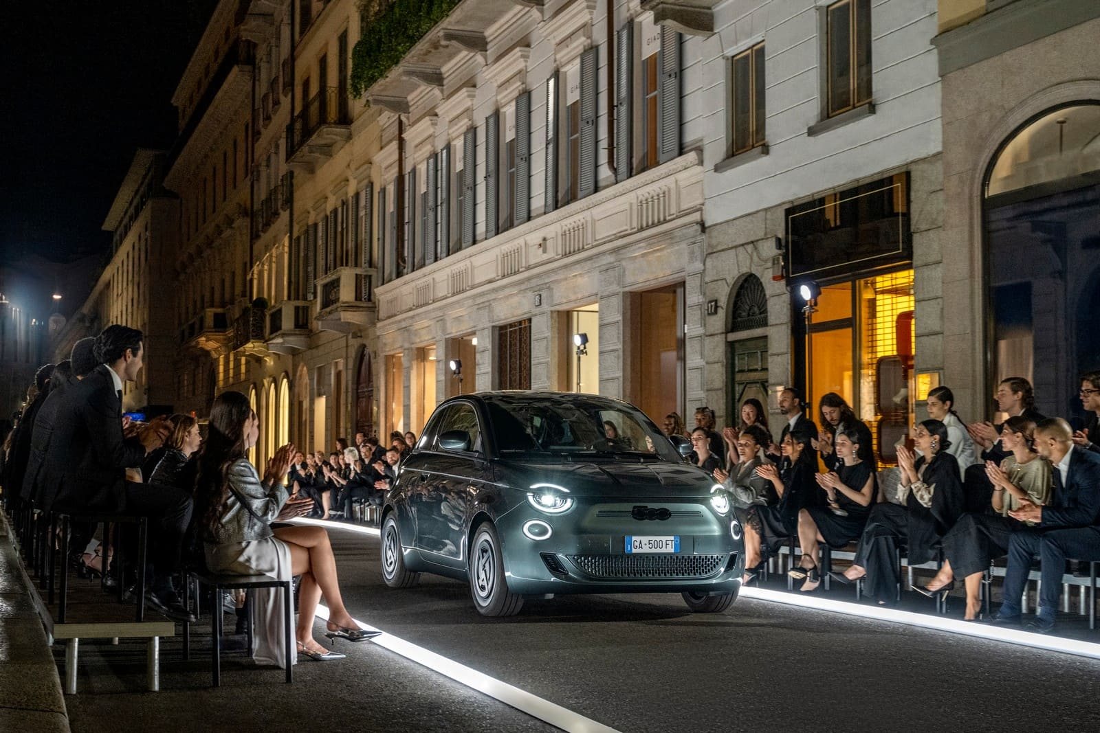 FIAT 500e GIORGIO ARMANI COLLECTOR’S EDITION, foto 8