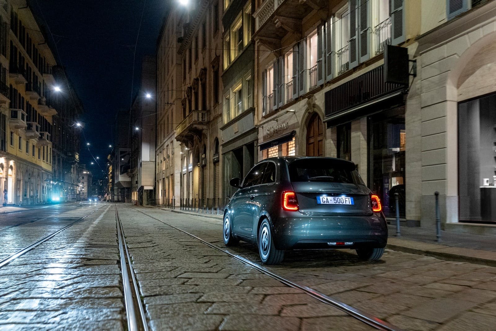 FIAT 500e GIORGIO ARMANI COLLECTOR’S EDITION, foto 13