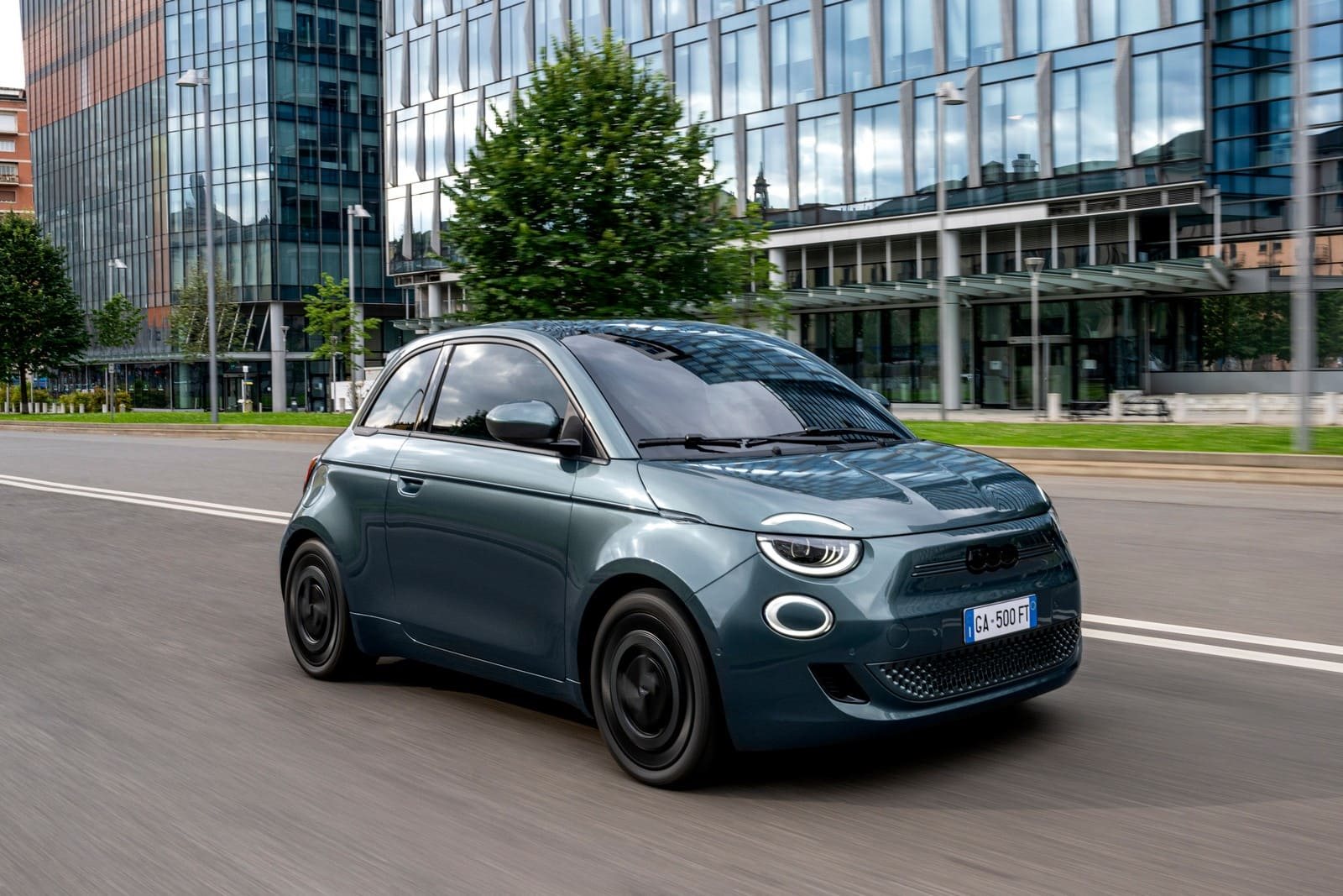 FIAT 500e GIORGIO ARMANI COLLECTOR’S EDITION, foto 14