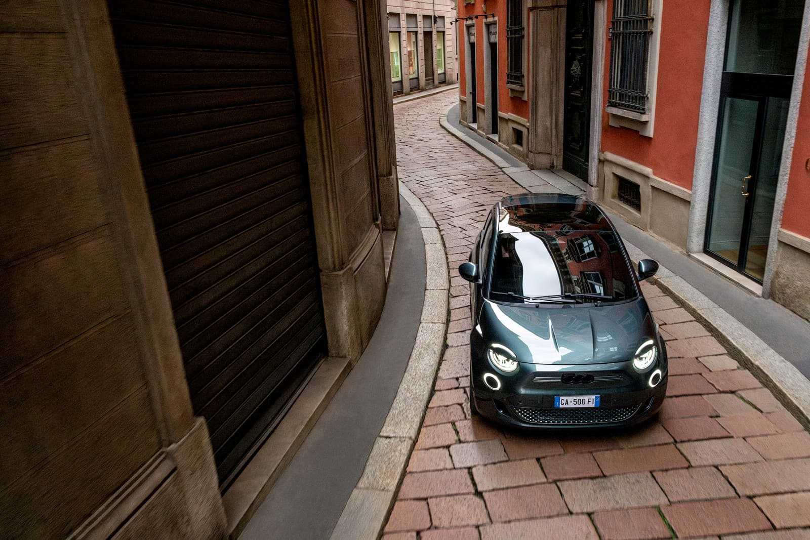 FIAT 500e GIORGIO ARMANI COLLECTOR’S EDITION, foto 18