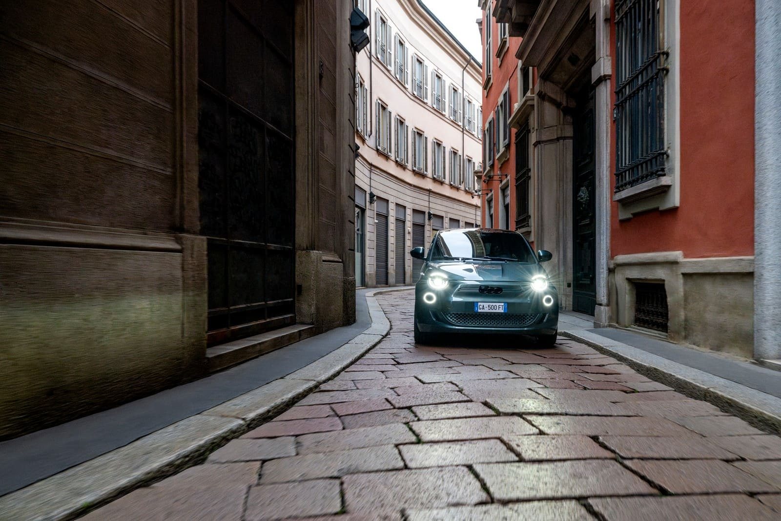 FIAT 500e GIORGIO ARMANI COLLECTOR’S EDITION, foto 19