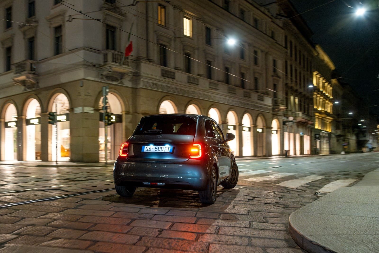 FIAT 500e GIORGIO ARMANI COLLECTOR’S EDITION, foto 25